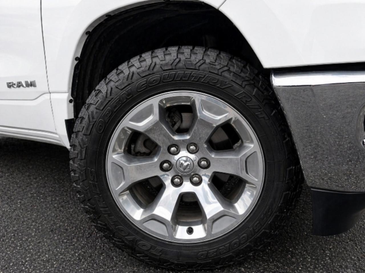 RAM 1500 Big Horn Crew Cab SWB 4WD 2020