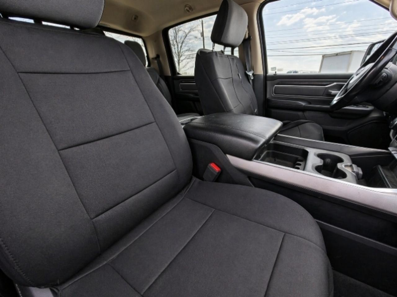 RAM 1500 Big Horn Crew Cab SWB 4WD 2020