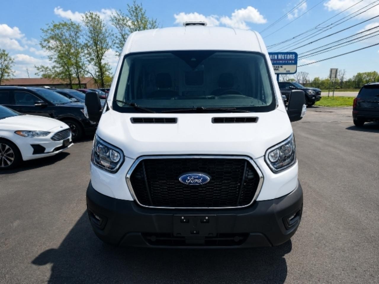 Ford Transit 250 Van Med. Roof w/Sliding Pass. 148-in. WB 2023
