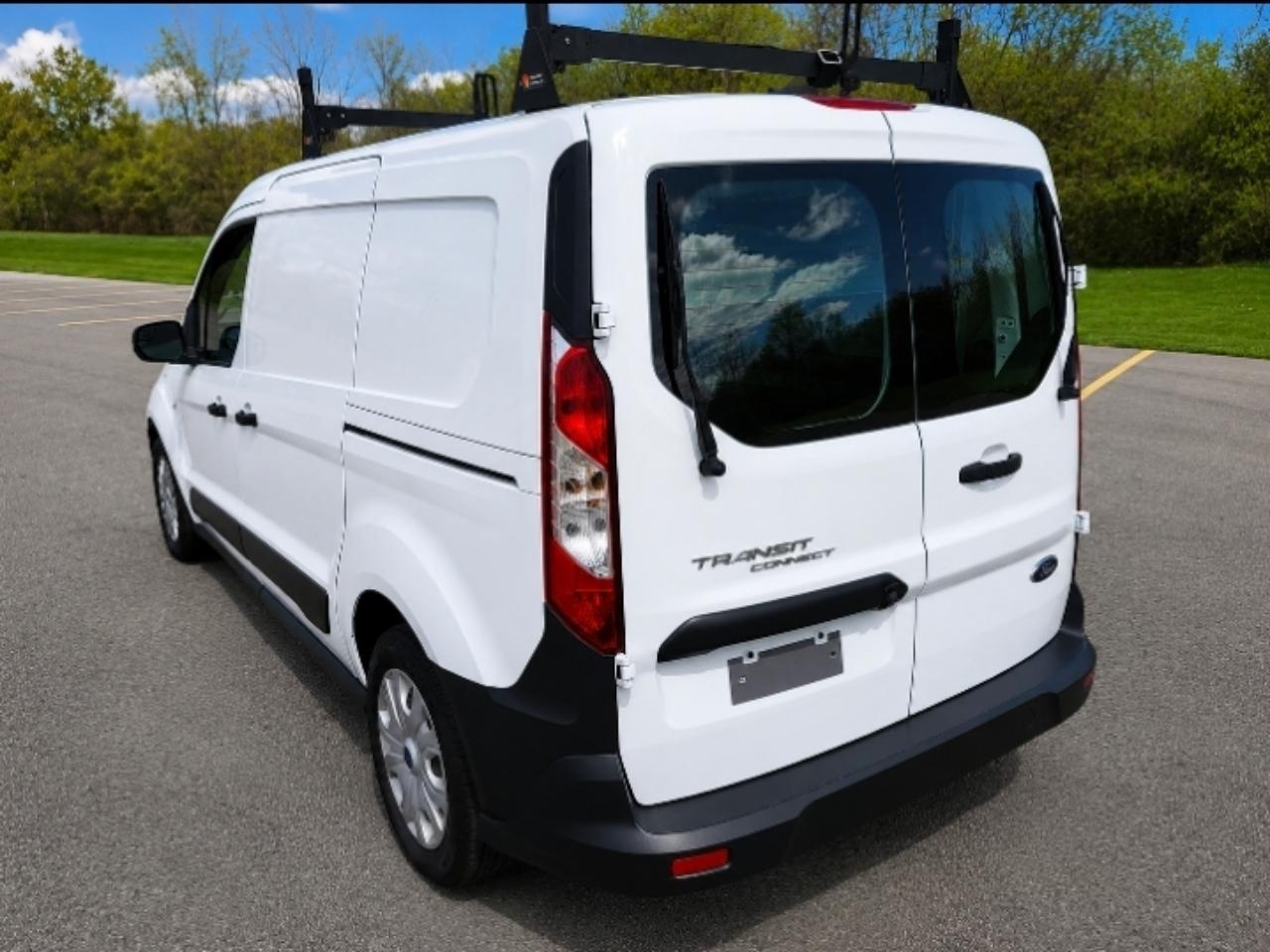 Ford Transit Connect Cargo Van XL LWB 2022