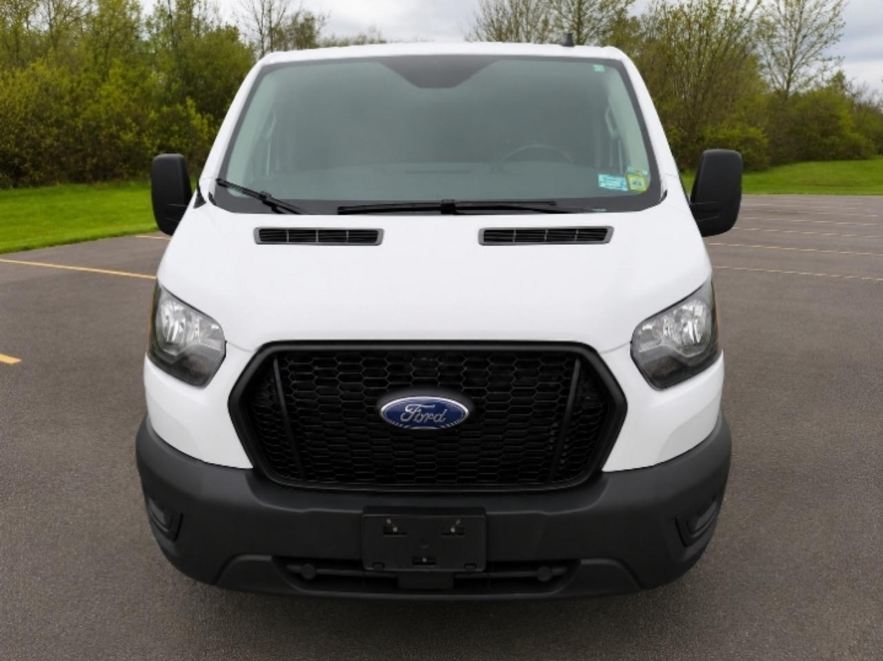 Ford Transit 150 Van Low Roof w/Sliding Pass. 148-in. WB 2023