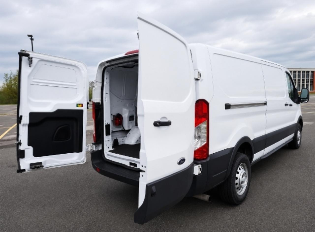 Ford Transit 150 Van Low Roof w/Sliding Pass. 148-in. WB 2023