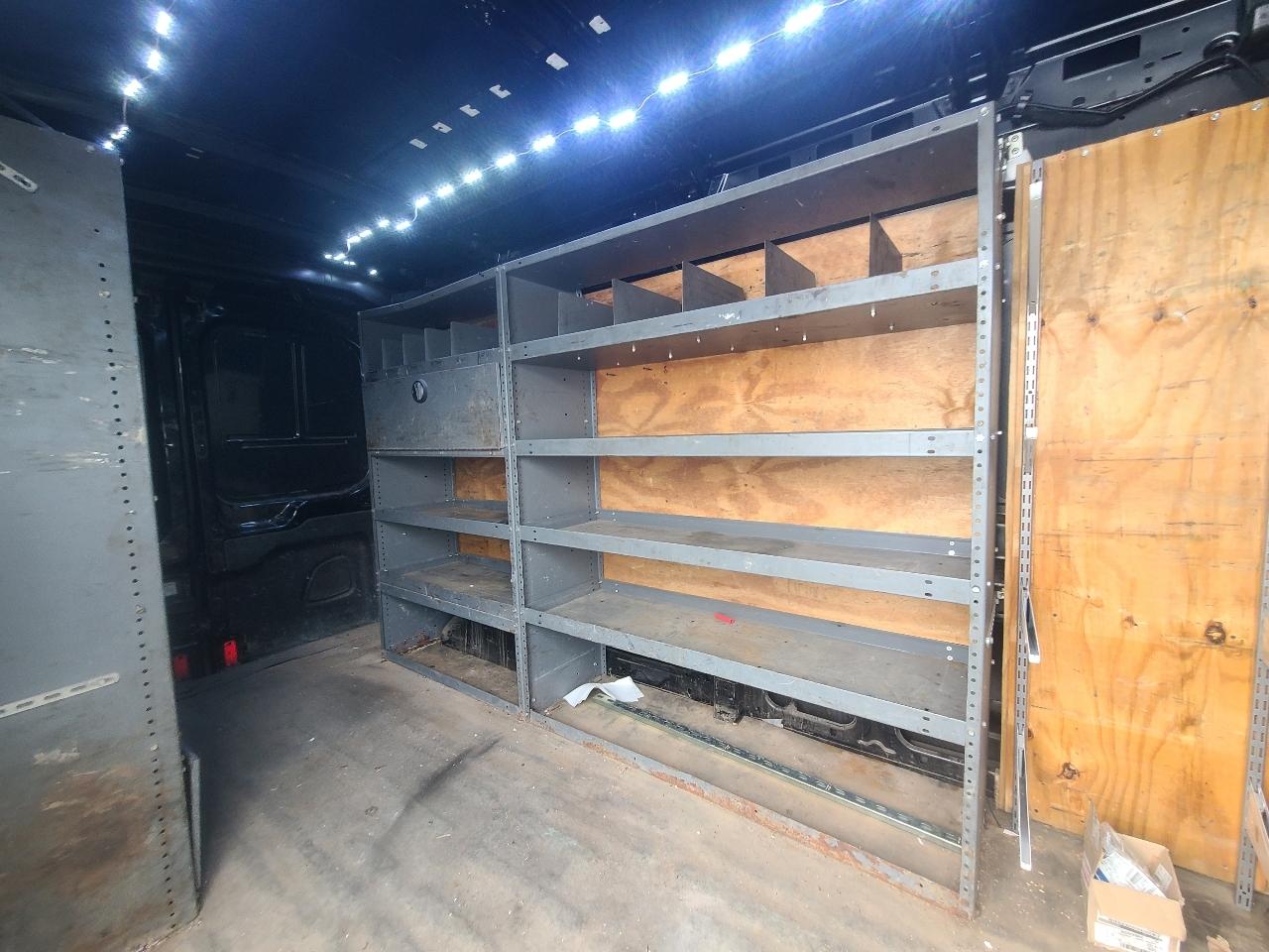 Ford Transit 250 Van Med. Roof w/Sliding Pass. 148-in. WB 2015