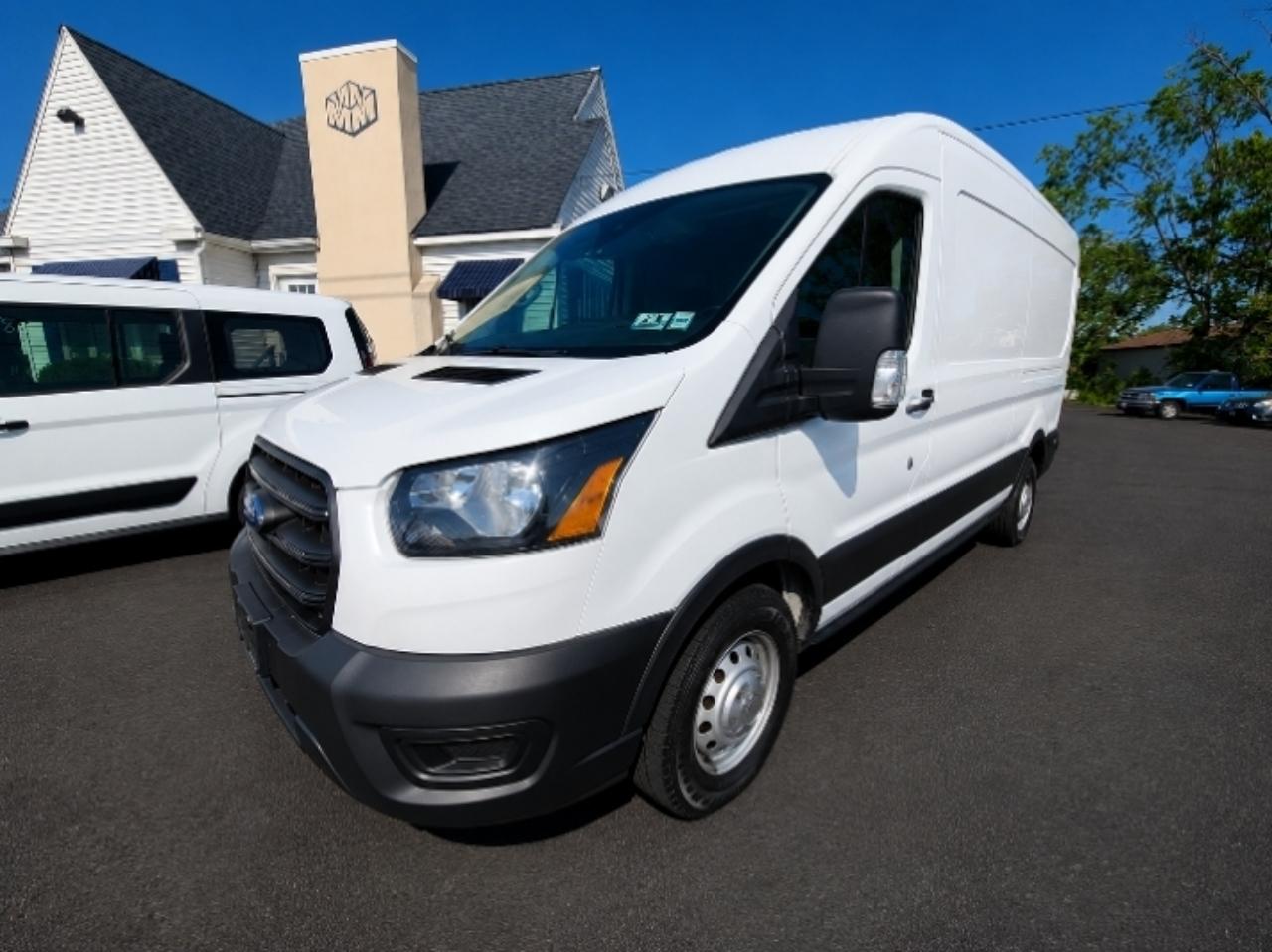 Ford Transit 250 Van Med. Roof w/Sliding Pass. 148-in. WB 2020