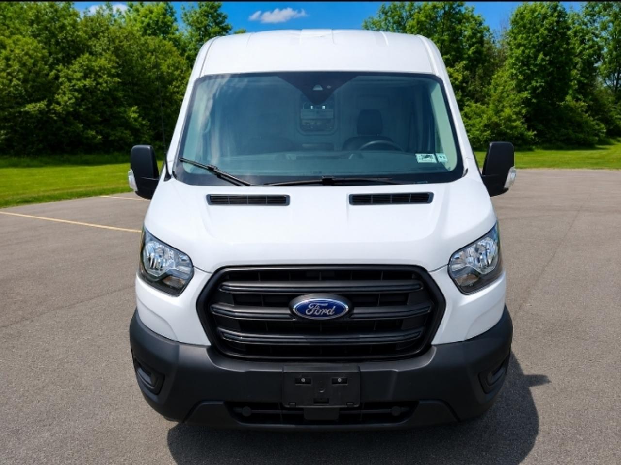 Ford Transit 250 Van Med. Roof w/Sliding Pass. 148-in. WB 2020