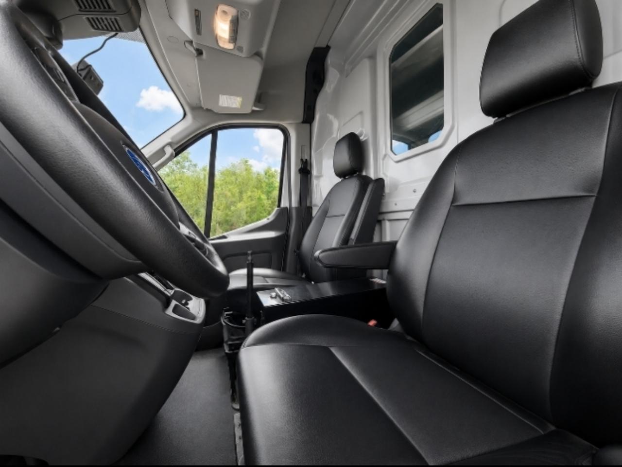 Ford Transit 250 Van Med. Roof w/Sliding Pass. 148-in. WB 2020