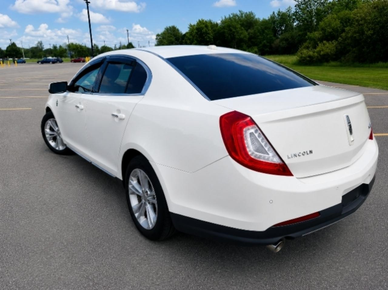 Lincoln MKS FWD 2013