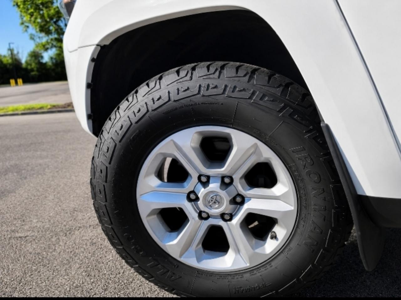 Toyota 4Runner SR5 Premium 4WD 2020