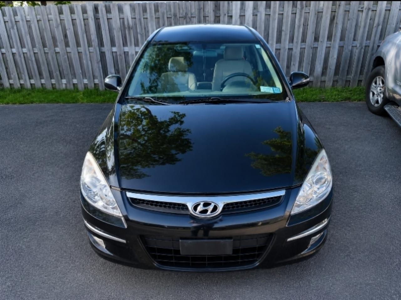 Hyundai Elantra Touring 4D Hatchback 2009