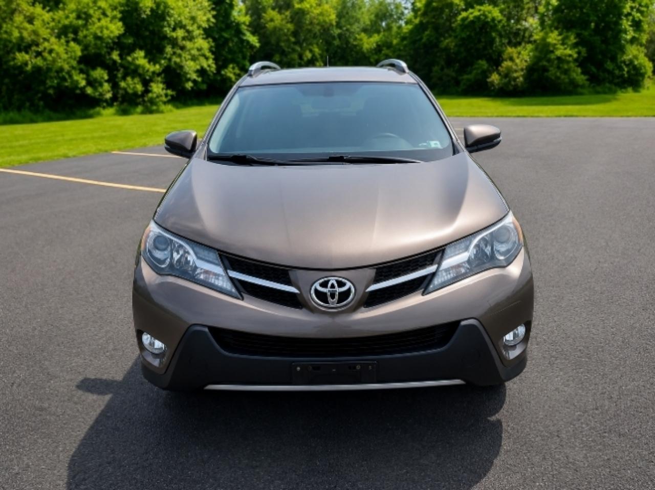 Toyota RAV4 XLE AWD 2015