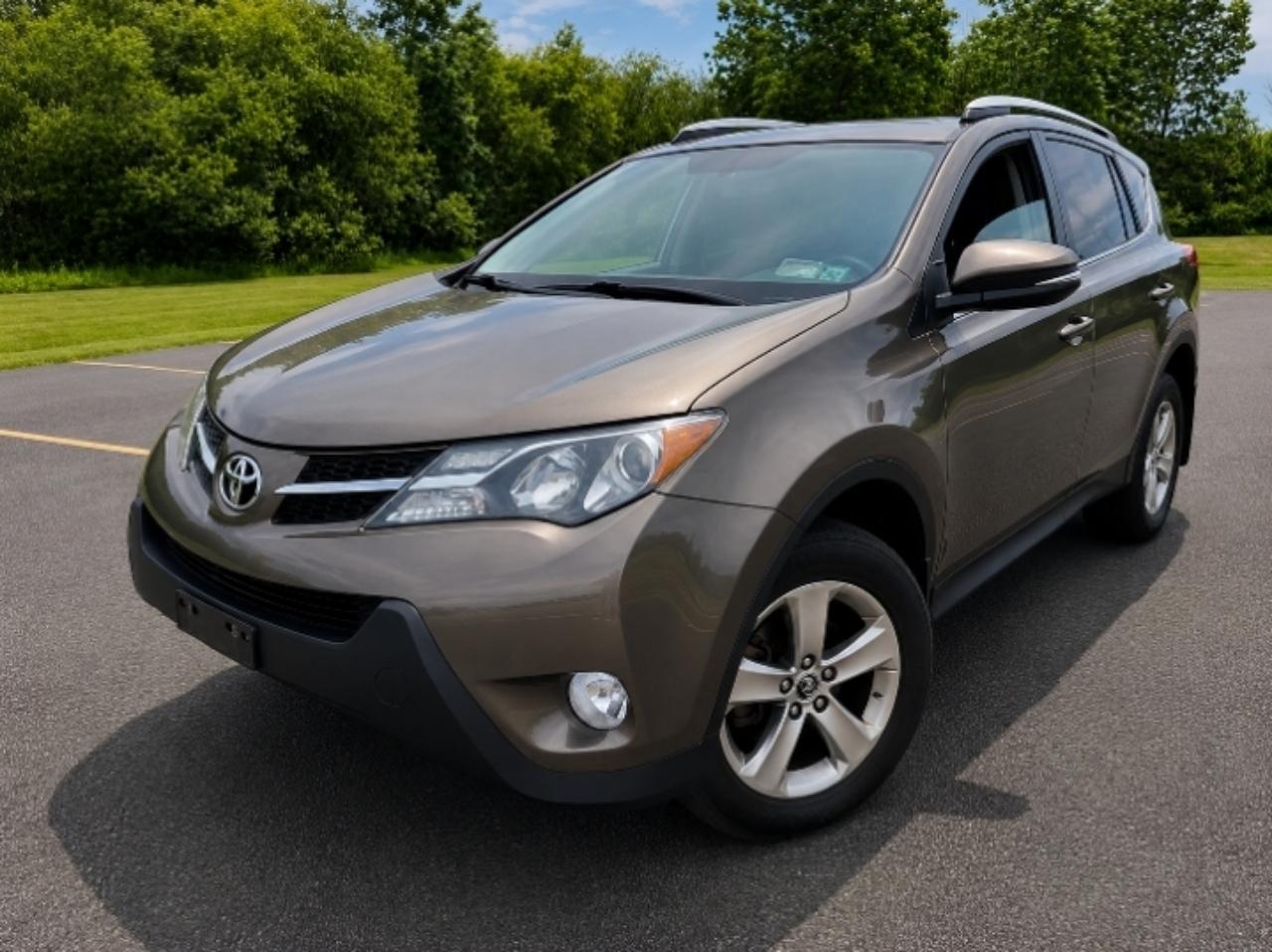 Toyota RAV4 XLE AWD 2015