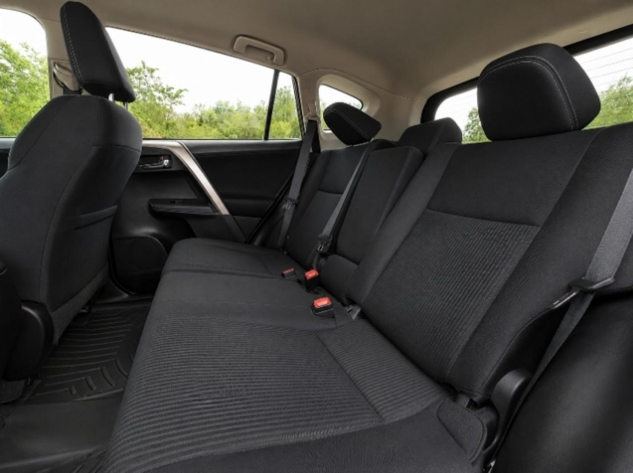 Toyota RAV4 XLE AWD 2015