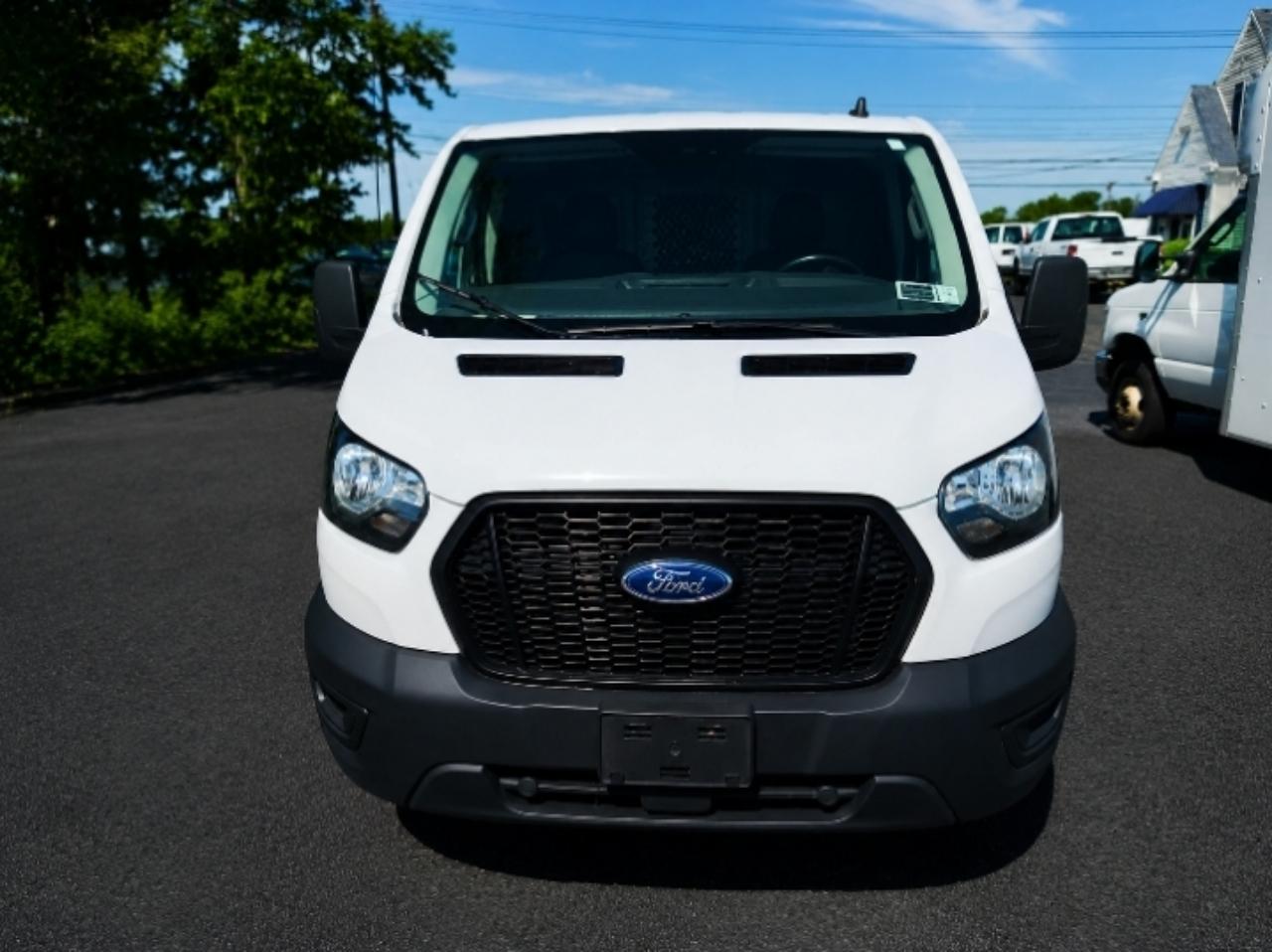 Ford Transit 150 Van Low Roof w/Sliding Pass. 148-in. WB 2023