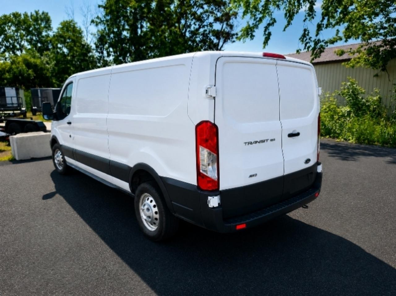 Ford Transit 150 Van Low Roof w/Sliding Pass. 148-in. WB 2023