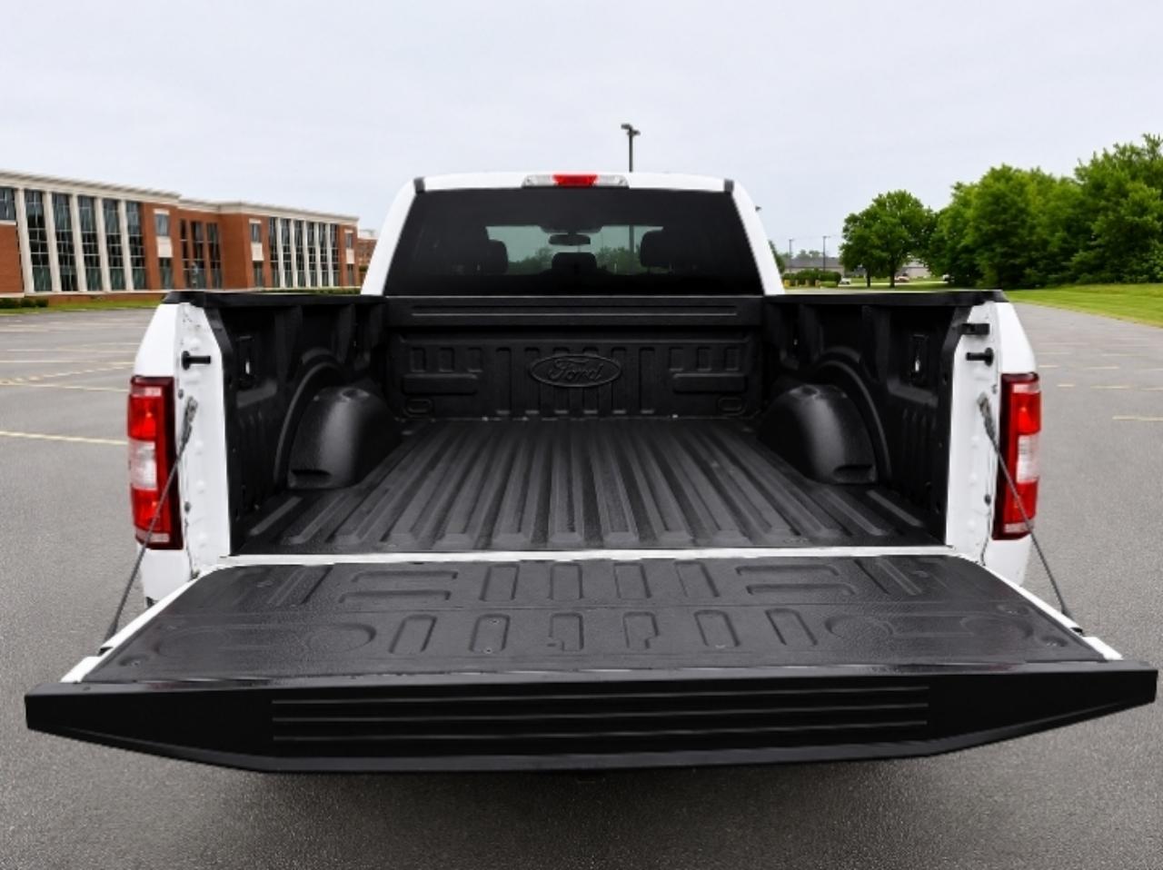 Ford F-150 2WD SuperCab 145" XL 2018