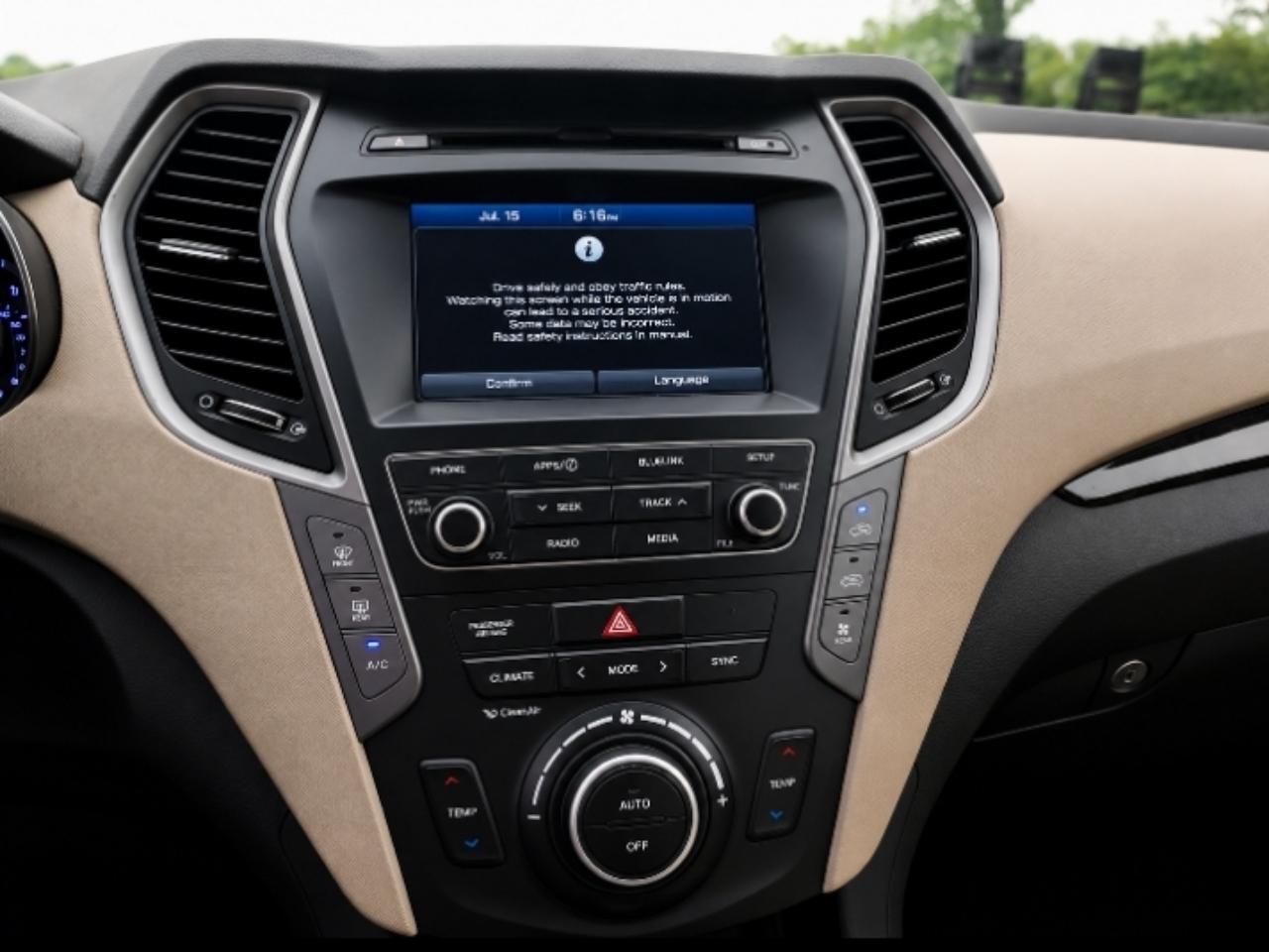 Hyundai Santa Fe SE AWD 2017