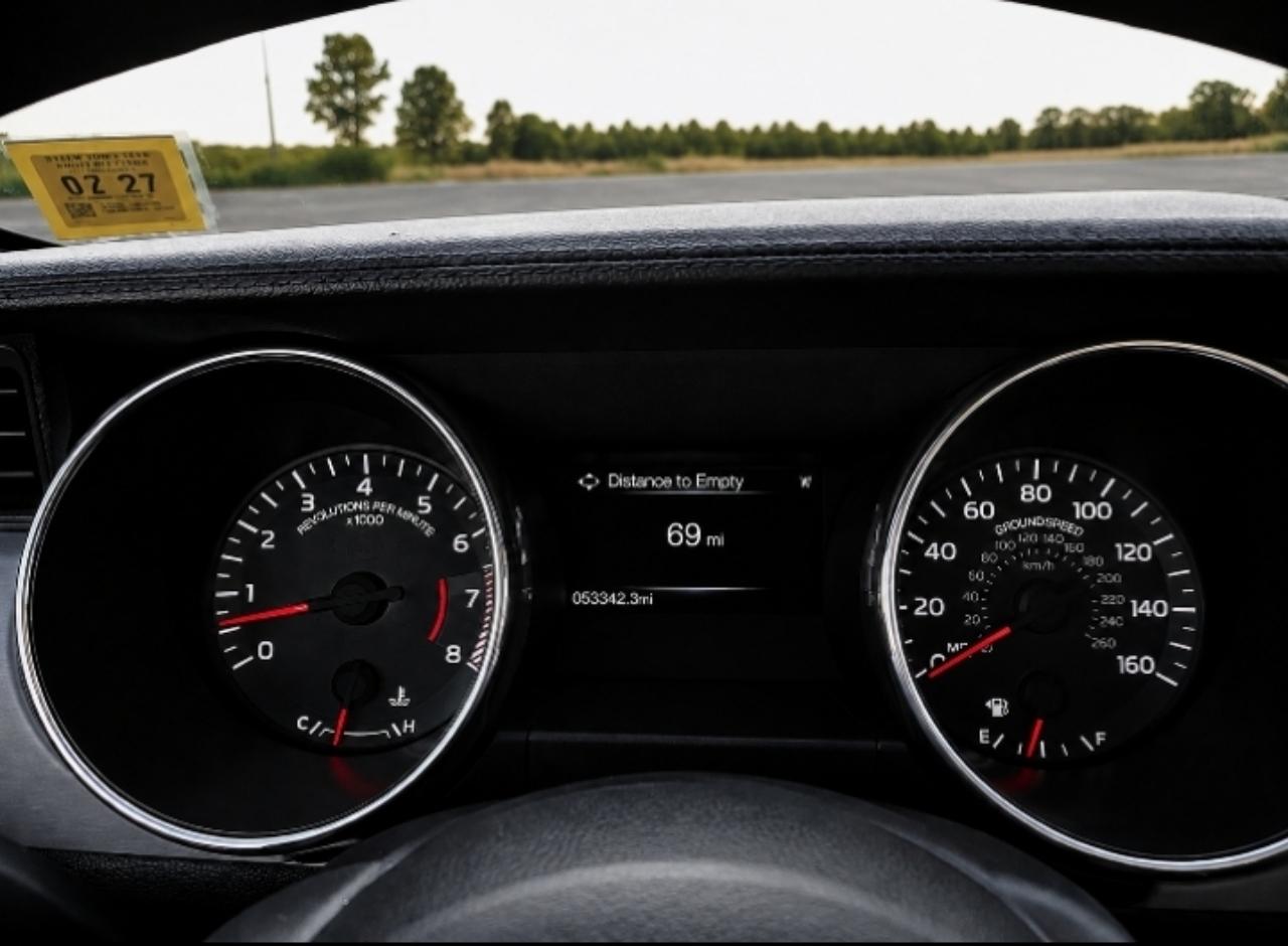 Ford Mustang GT Premium 2D Coupe 2015