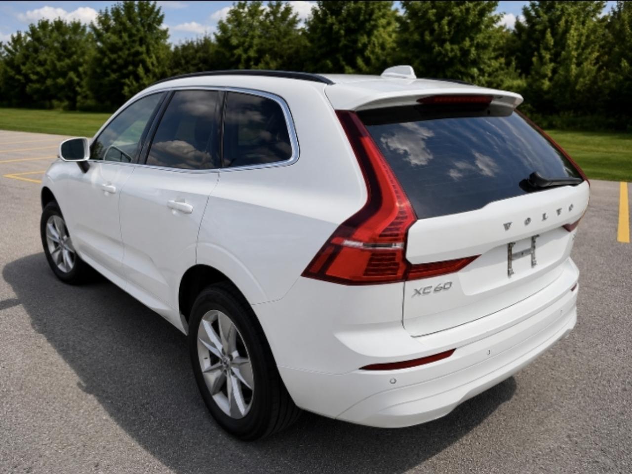 Volvo XC60 T8 Momentum Hybrid AWD 2022