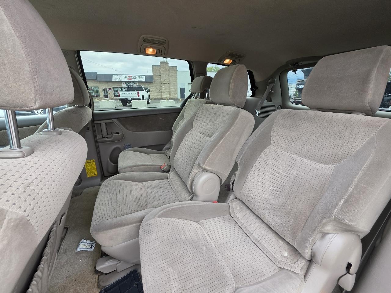 Toyota Sienna LE 7 Passenger 2009