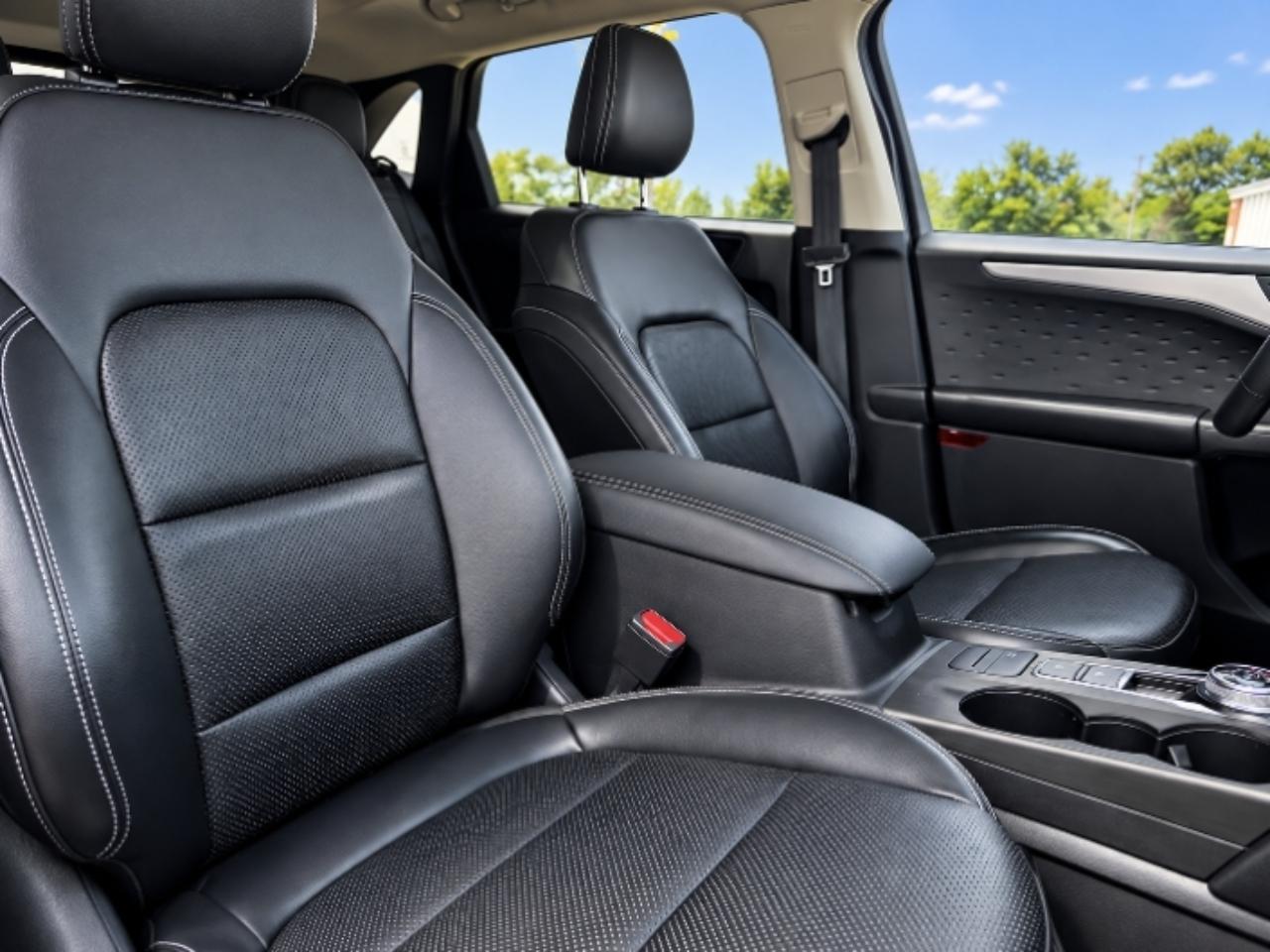 Ford Escape Hybrid SE Sport AWD 2020