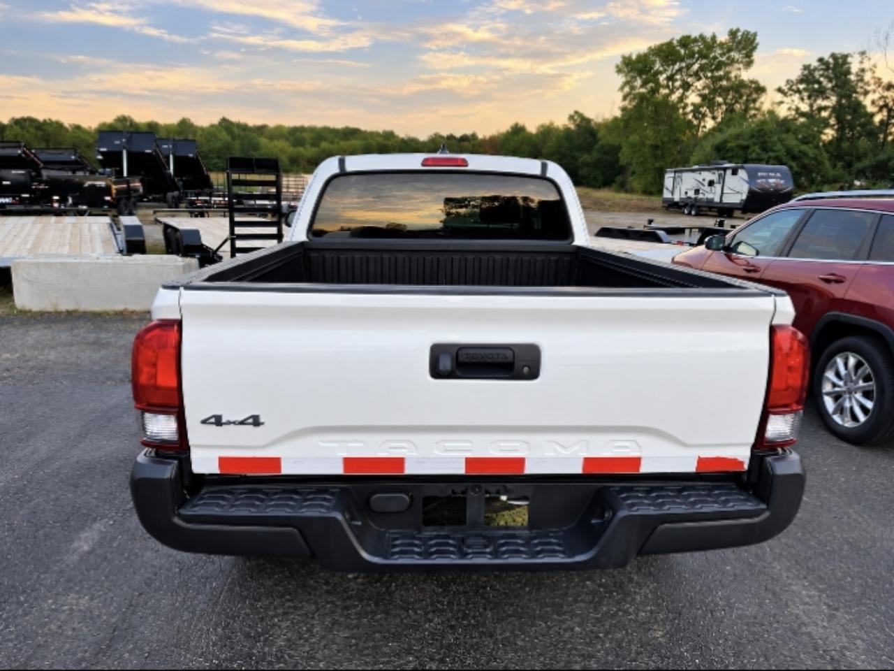 Toyota Tacoma SR5 Access Cab I4 6AT 2WD 2021
