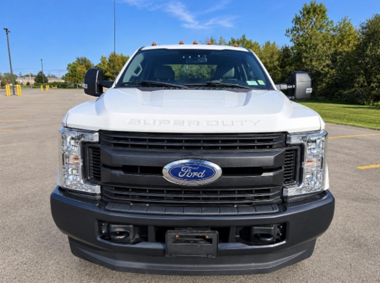 Ford F-250 SD XL Crew Cab Long Bed 4WD 2019