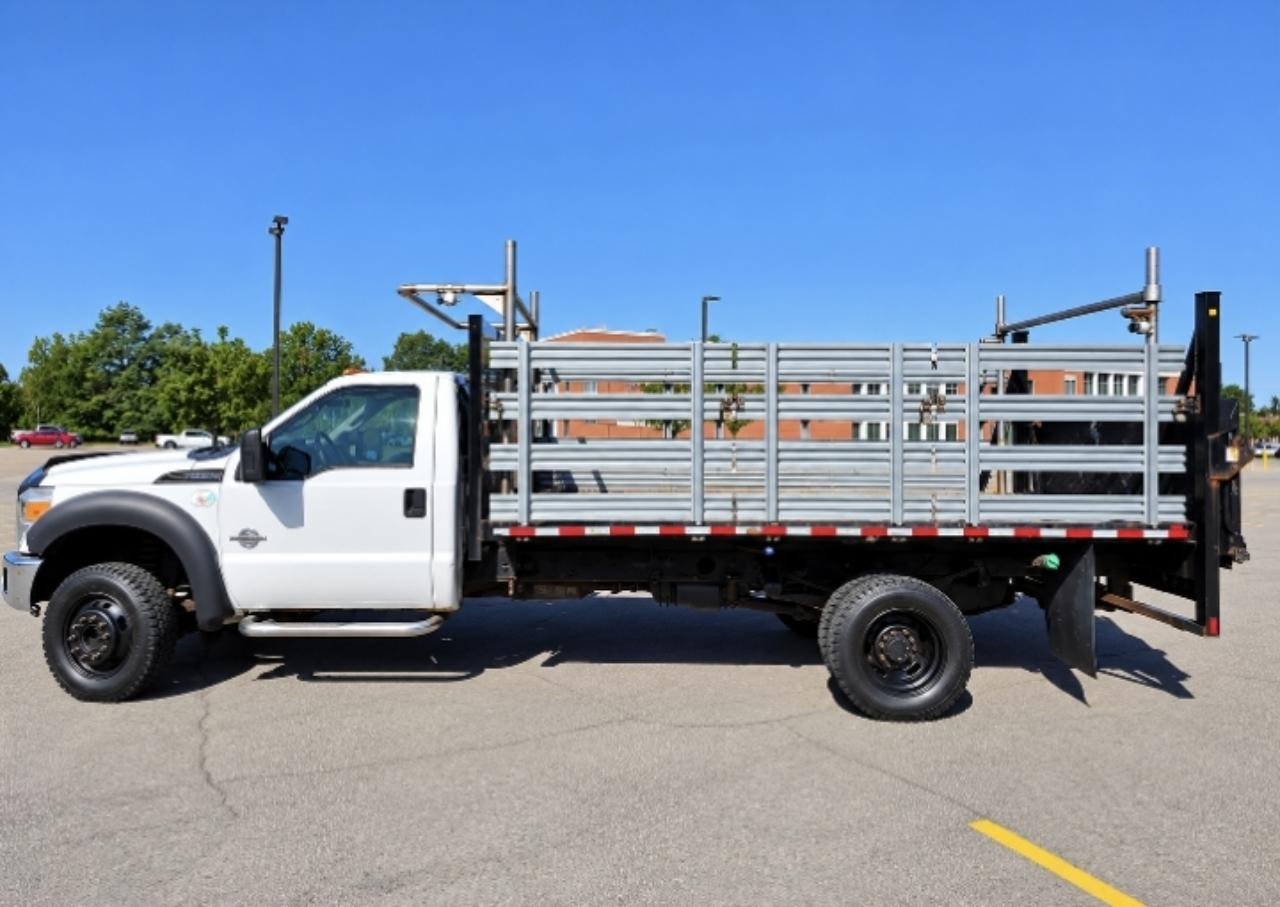 Ford F-550 Regular Cab DRW 2WD 2012