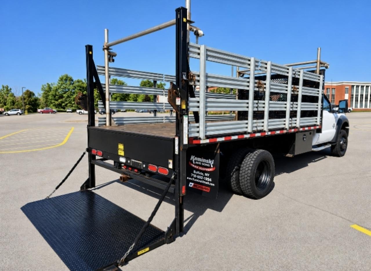 Ford F-550 Regular Cab DRW 2WD 2012