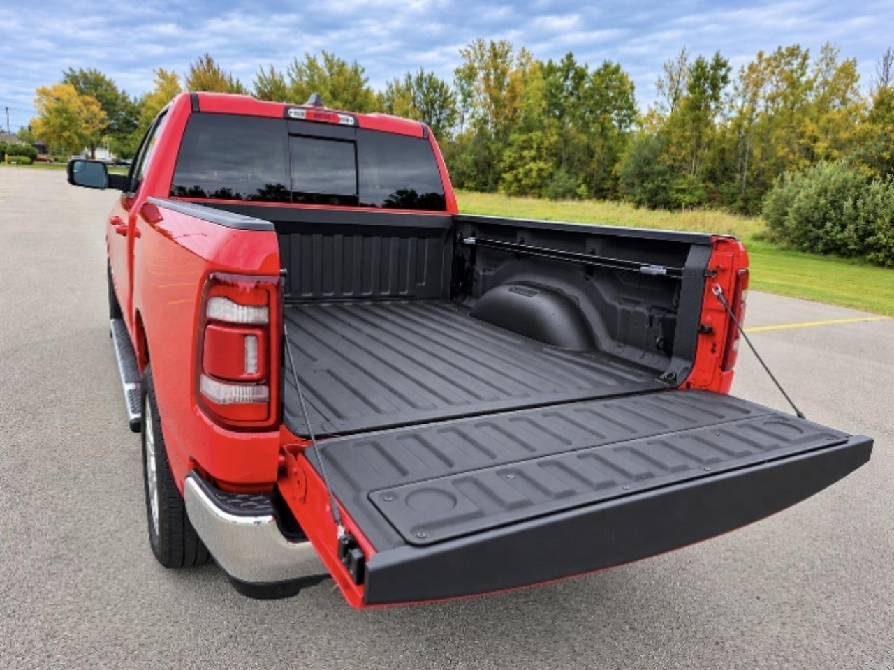 RAM 1500 Big Horn Quad Cab 4WD 2020