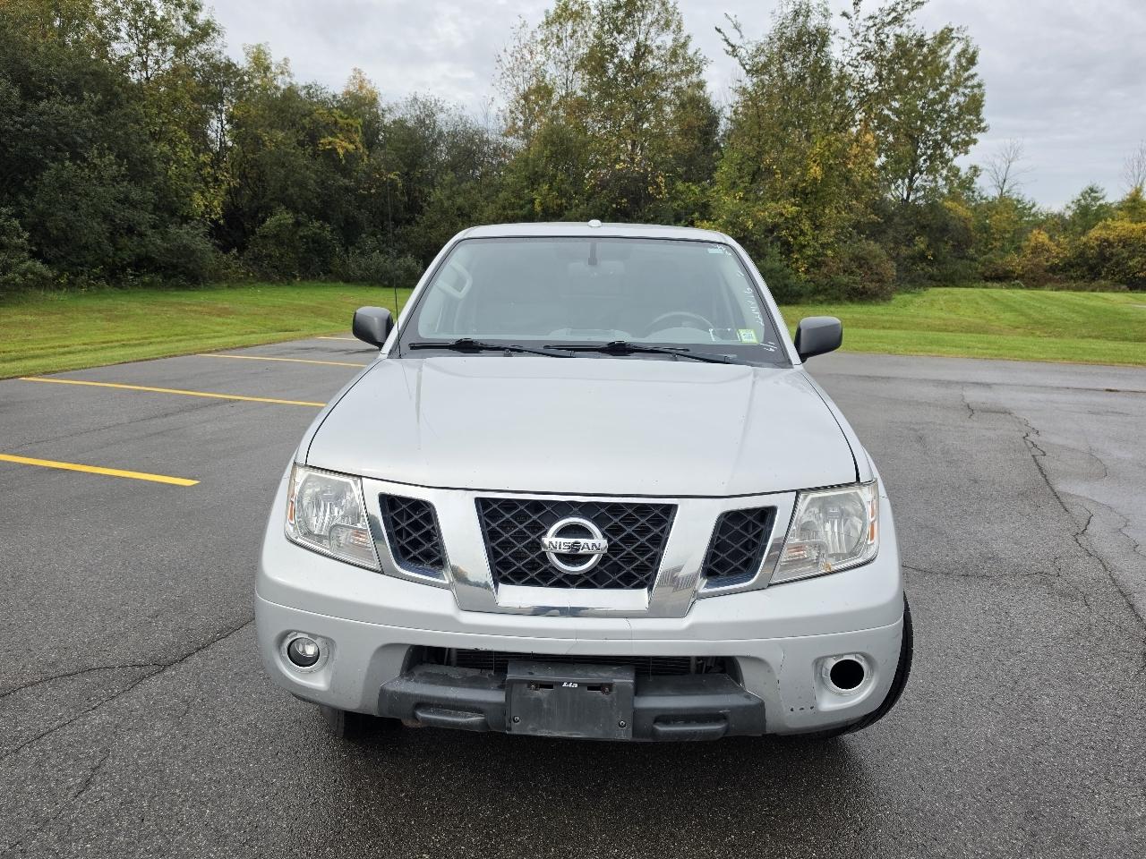 Nissan Frontier Crew Cab 4x4 SV 2017