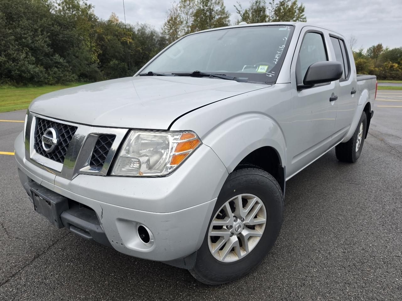 Nissan Frontier Crew Cab 4x4 SV 2017