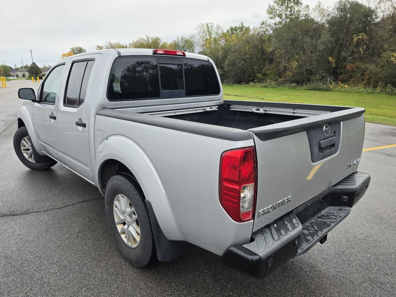 Nissan Frontier Crew Cab 4x4 SV 2017