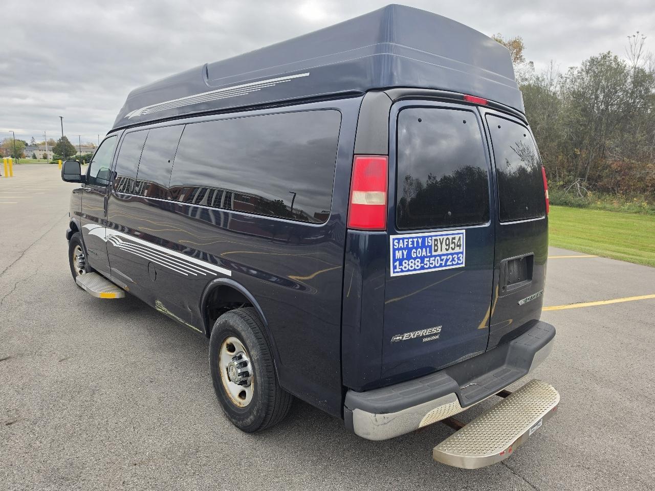 Chevrolet Express LT 3500 Extended 2013