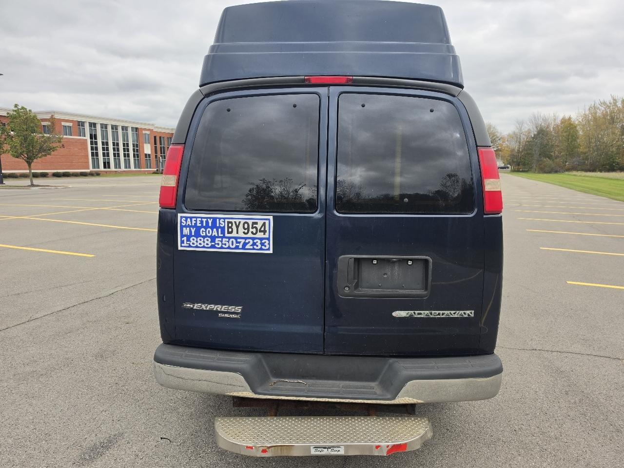 Chevrolet Express LT 3500 Extended 2013