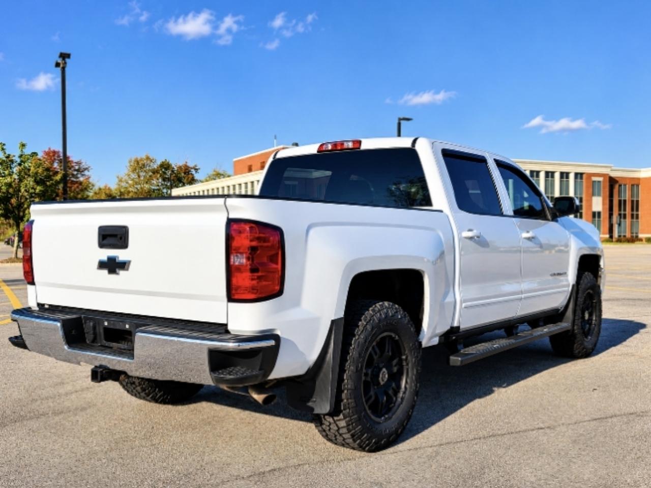 Chevrolet Silverado 1500 1LT Crew Cab 4WD 2016