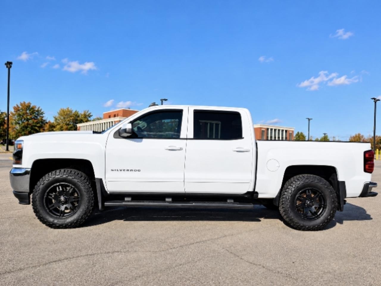 Chevrolet Silverado 1500 1LT Crew Cab 4WD 2016