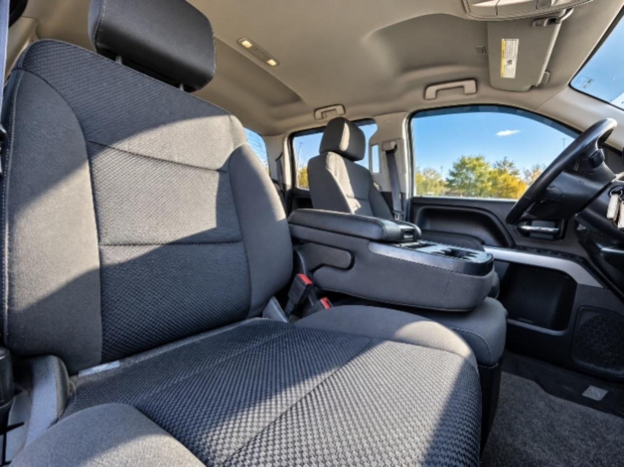 Chevrolet Silverado 1500 1LT Crew Cab 4WD 2016