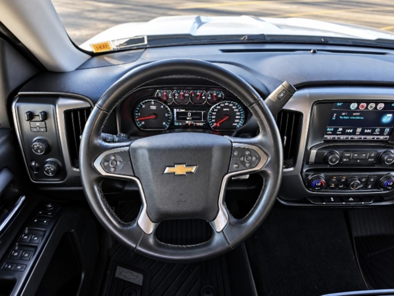 Chevrolet Silverado 1500 1LT Crew Cab 4WD 2016