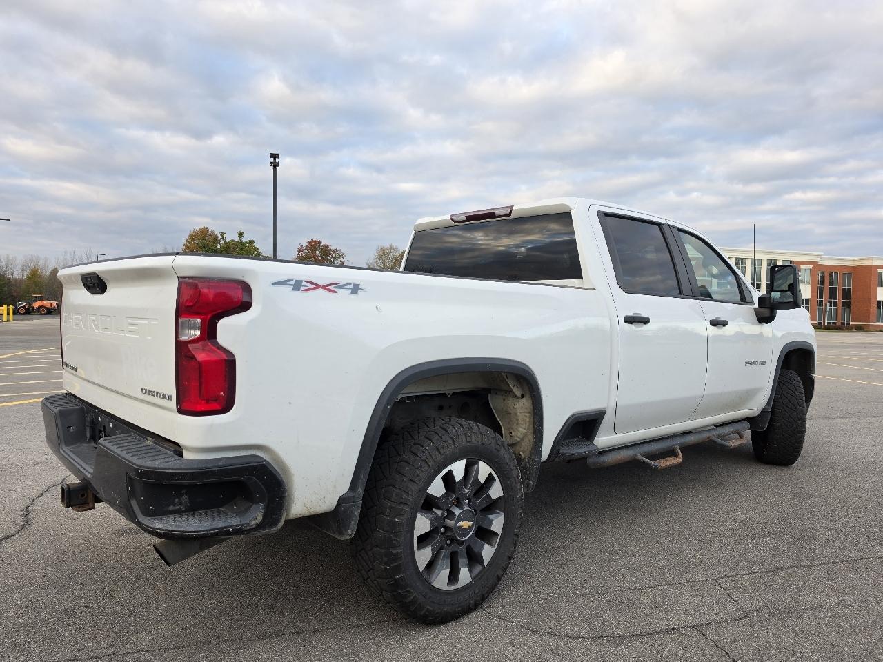 Chevrolet Silverado 2500HD Custom Crew Cab Short Box 4WD 2021