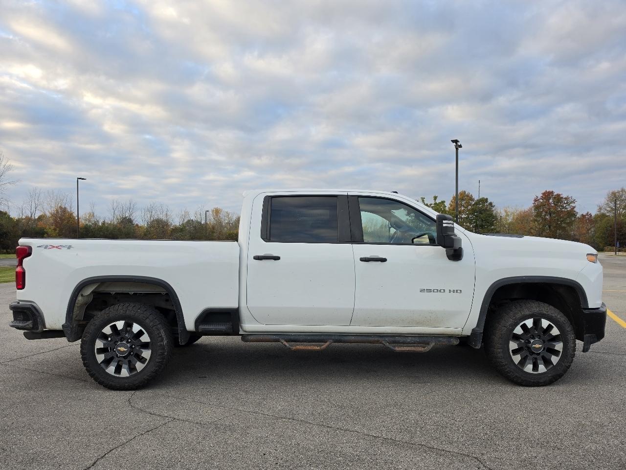 Chevrolet Silverado 2500HD Custom Crew Cab Short Box 4WD 2021