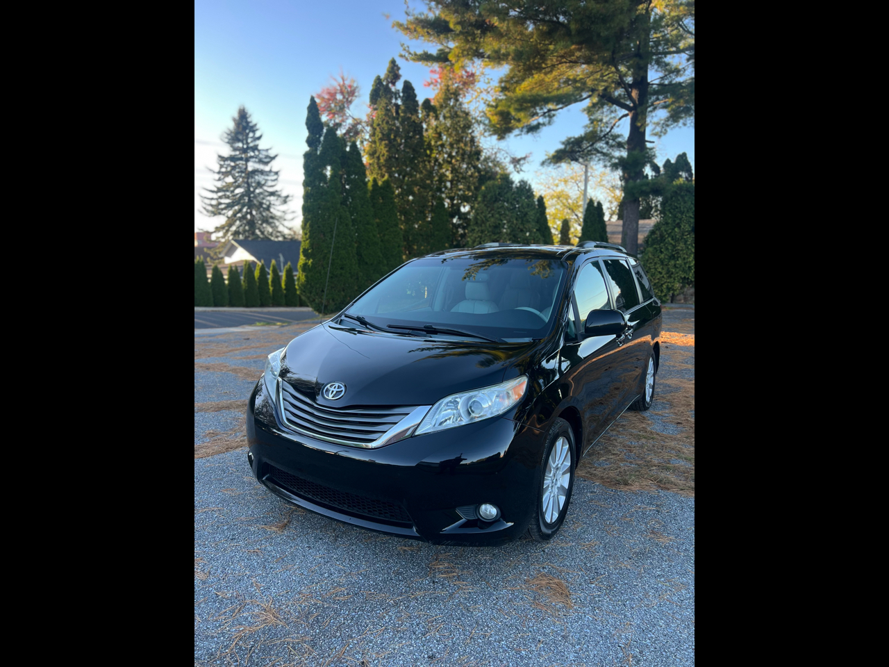 2013 Toyota Sienna Limited AWD 7-Passenger V6