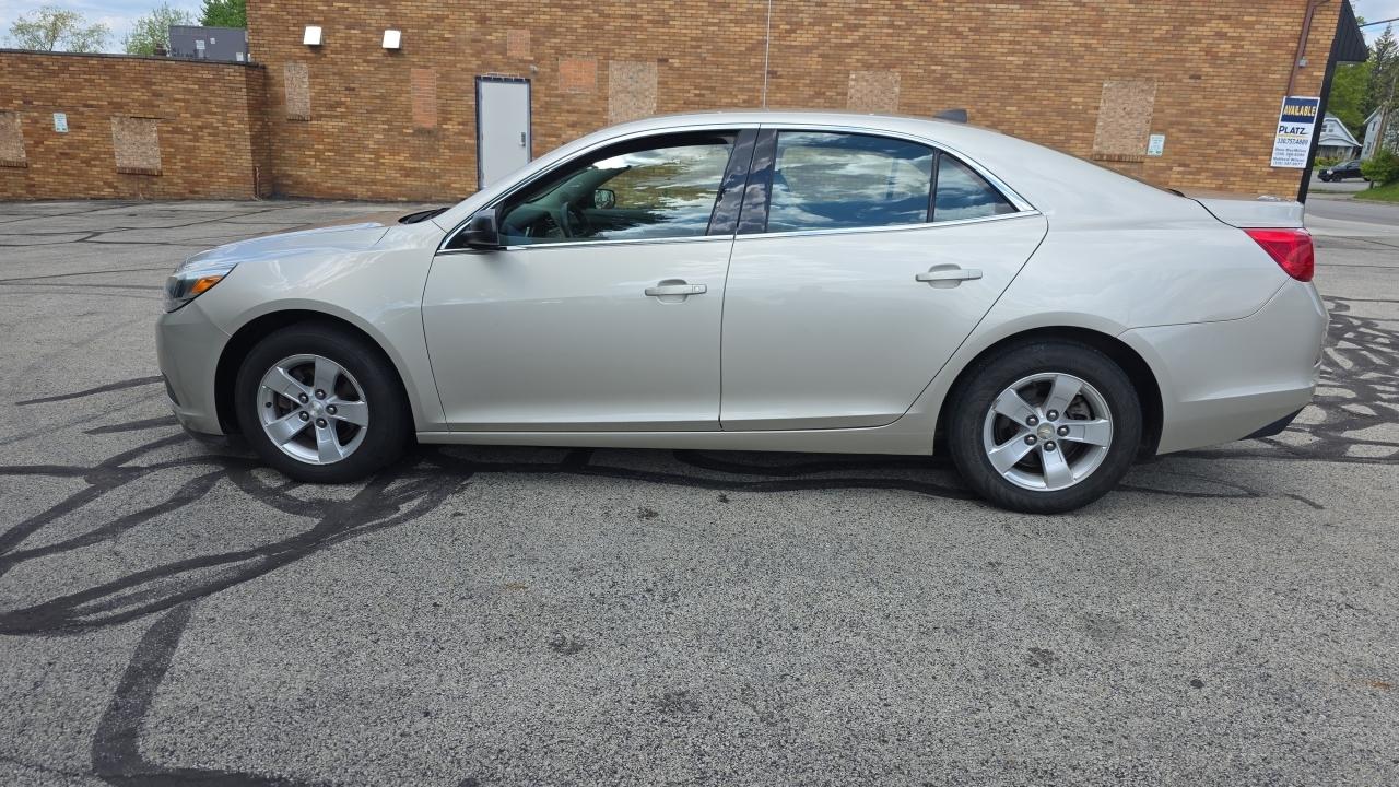 Chevrolet Malibu LS 2013