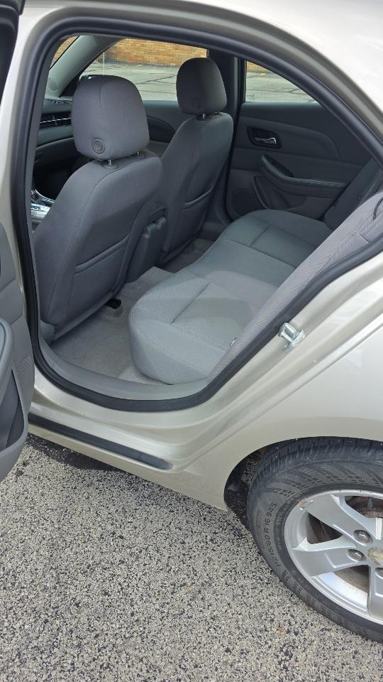 Chevrolet Malibu LS 2013