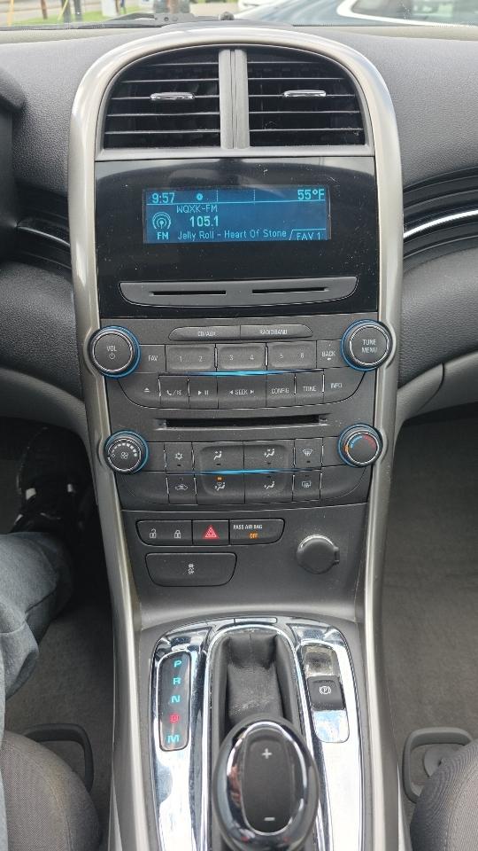Chevrolet Malibu LS 2013