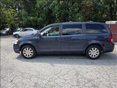 2008 Chrysler Town & Country 
