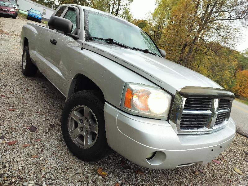 2006 Dodge Dakota SLT Club Cab 2WD