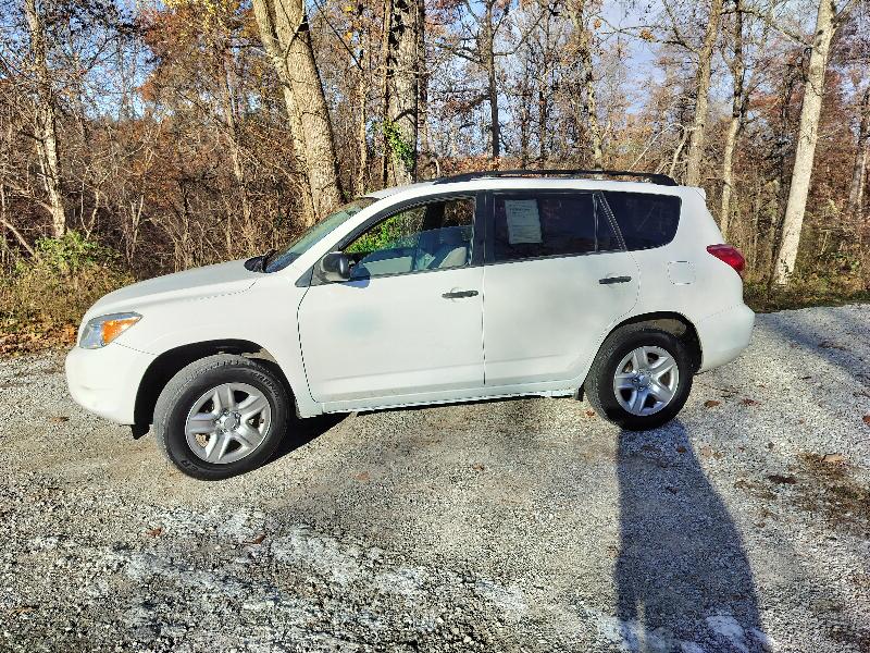 Toyota RAV4 Base I4 2WD 2008