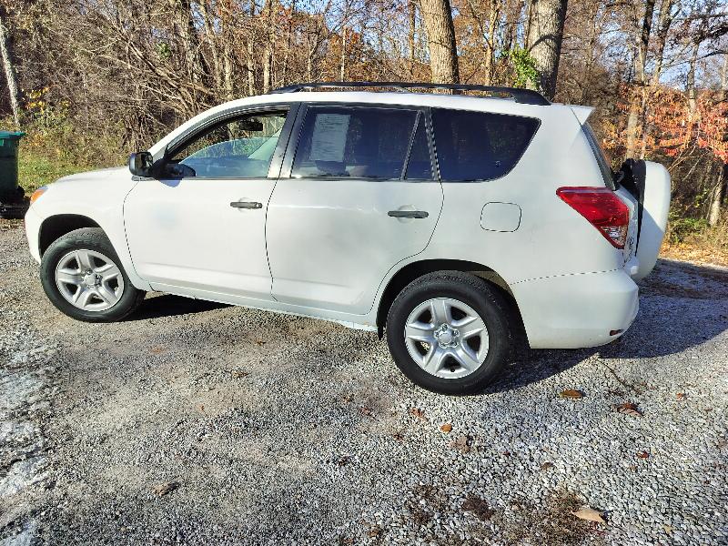 Toyota RAV4 Base I4 2WD 2008