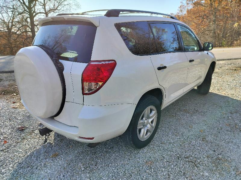 Toyota RAV4 Base I4 2WD 2008