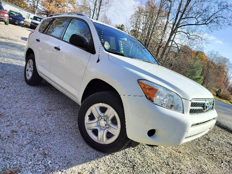Toyota RAV4 Base I4 2WD 2008